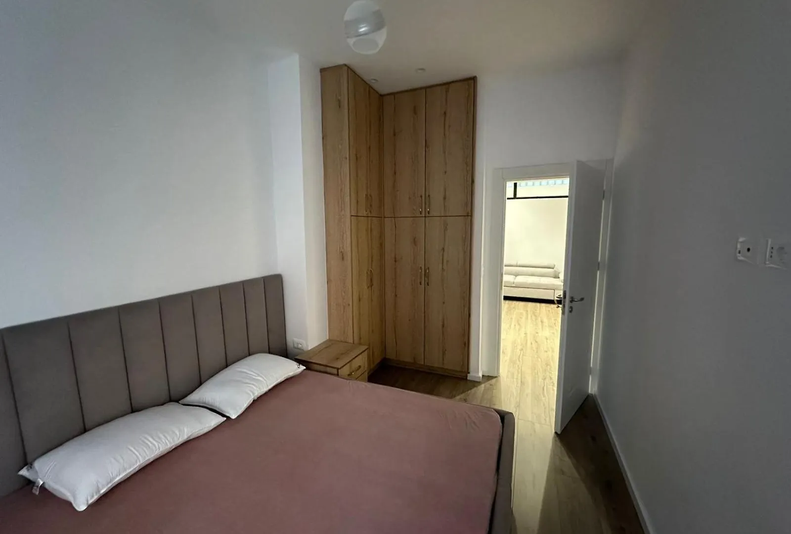 Apartment Invlora